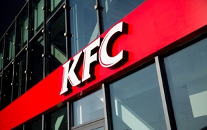 25 противопожарных дверей для установки в ресторанах KFC